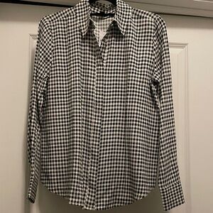 Ann Taylor Factory Houndstooth Button-Up Shirt